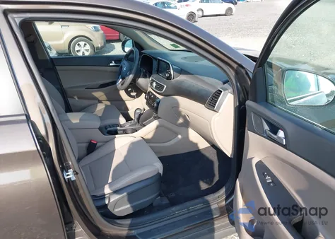 2019 Hyundai Tucson Value из США, поврежденный, VIN KM8J3CA45KU013414